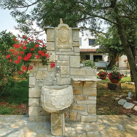 Grabova Iv Apartment Poreč